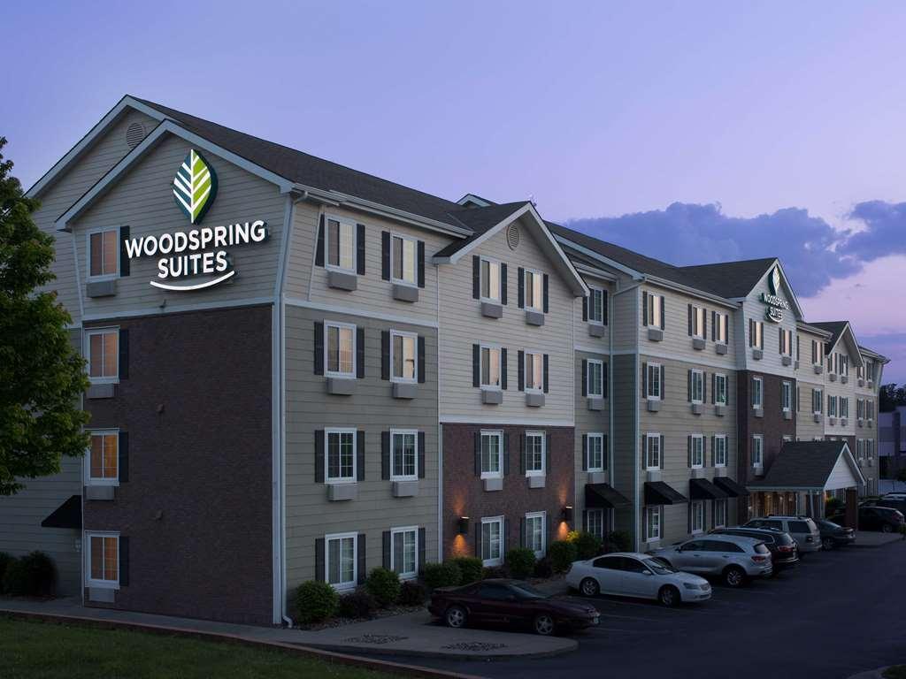 Woodspring Suites Kansas City Liberty Exterior foto